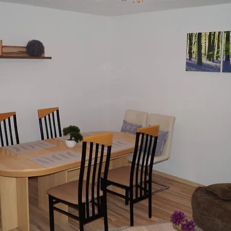 דירה Gaestehaus Schatz In