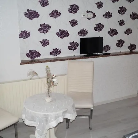 Gaestehaus Schatz In Lejlighed *